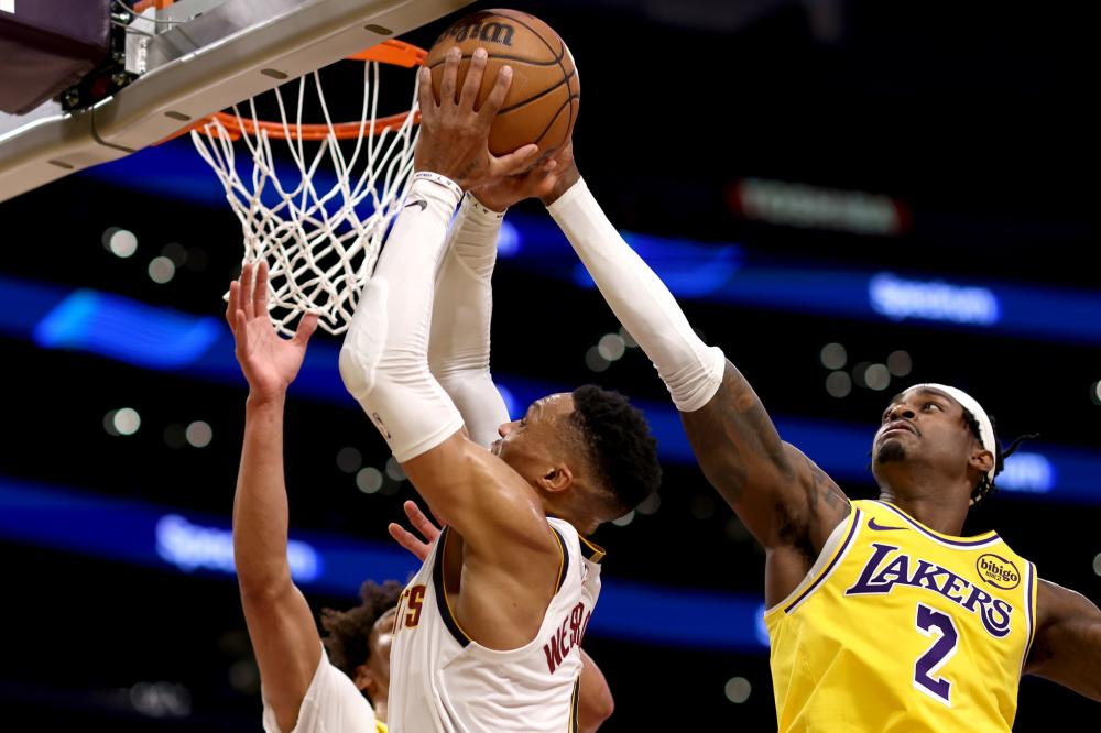 而阿德托昆 而阿德托昆