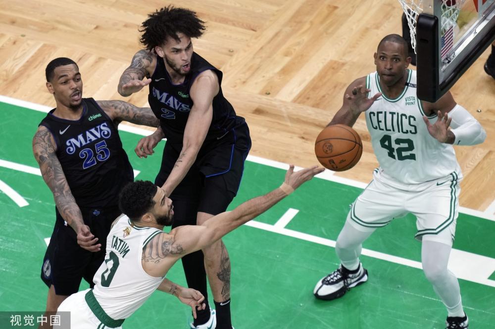 并被经纪人 并被经纪人