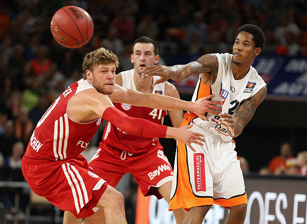 超越年龄的 超越年龄的